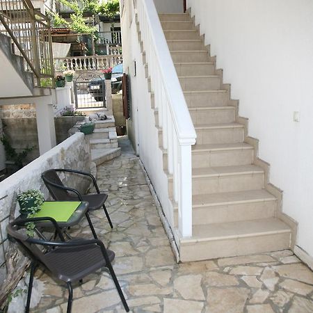 Apartments Oasis Tivat Exterior photo